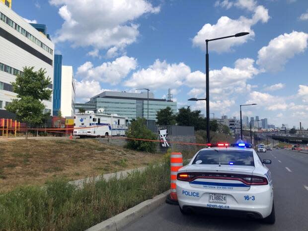 The Montreal police service's major crimes unit investigated the incident which injured one officer and prompted the city's police chief to condemn attacks on his officers. (Verity Stevenson/CBC - image credit)