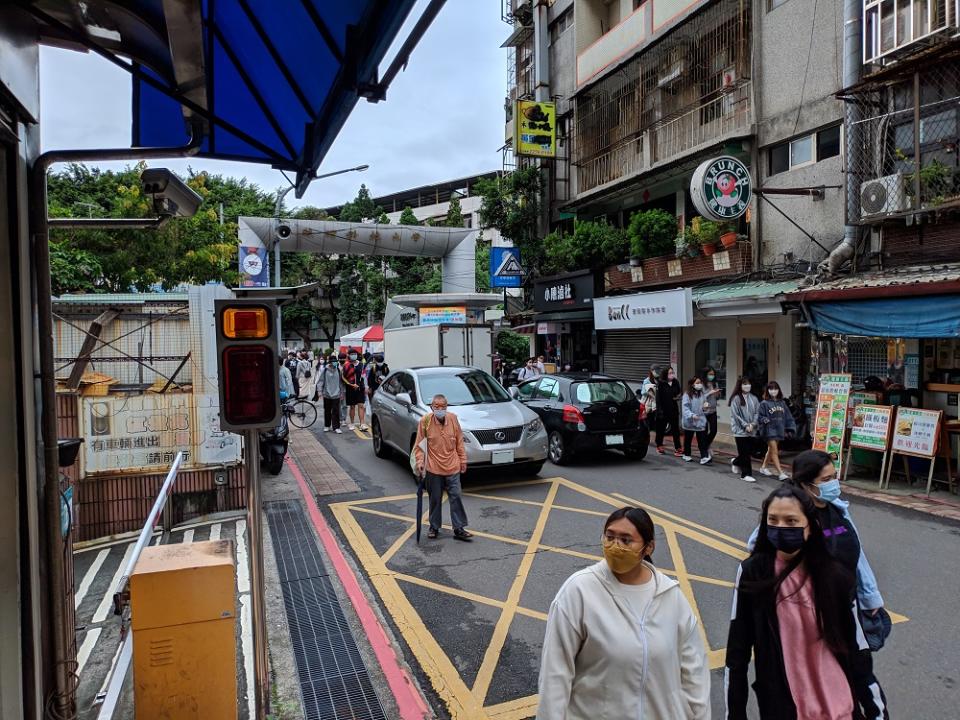 致理科技大學前現況。   圖：新北市交通局提供