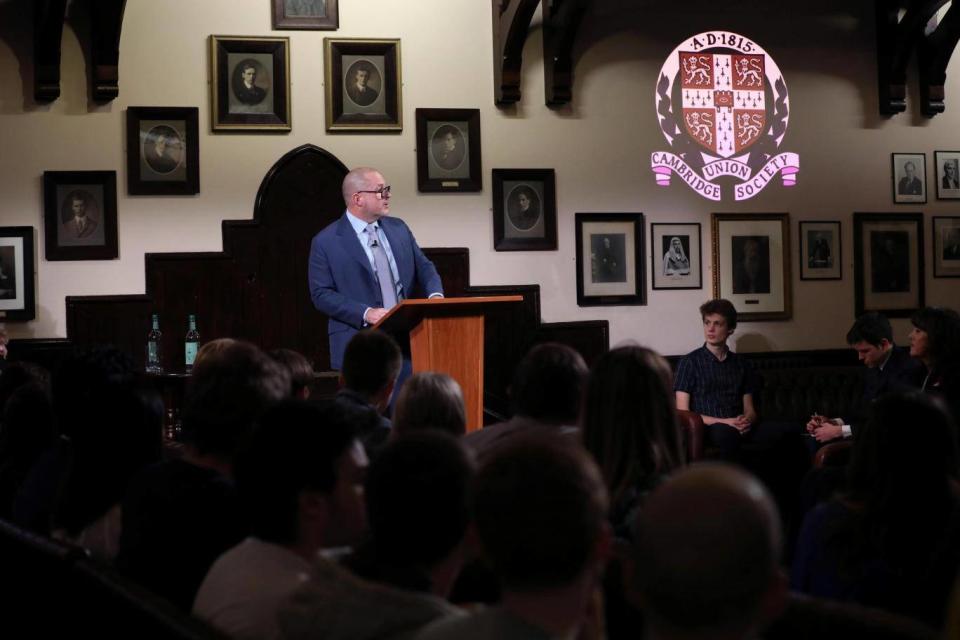 Jony Ive addressed an audience of mostly students at the Cambridge Union on 19 November, 2018 (Apple)