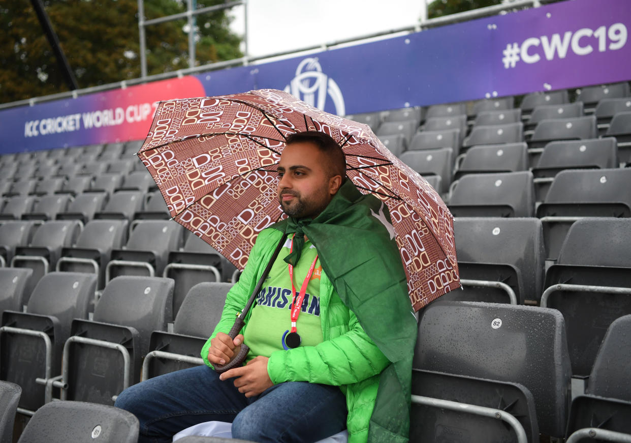 An optimistic Pakistan fan waits for the World Cup game in Bristol to get underway  (Photo by Stu Forster-IDI/IDI via Getty Images)