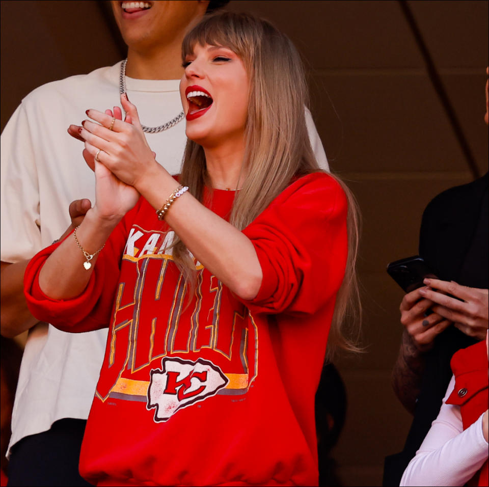  Taylor Swift reacts during pregame introductions during the game between the Kansas City Chiefs and the Los Angeles Chargers. 