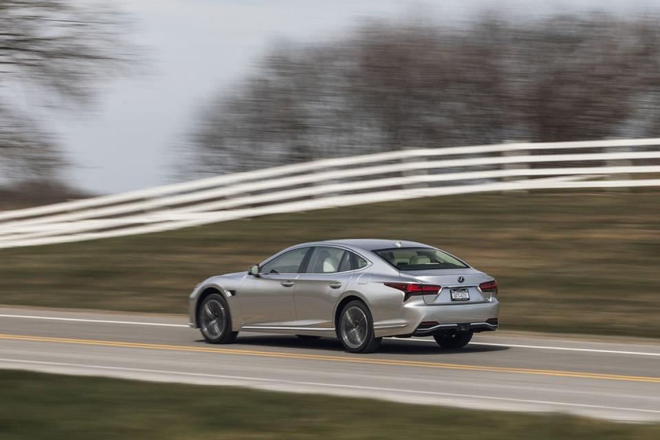 2024 lexus ls 500h awd