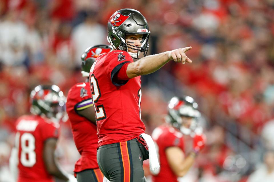 Tom Brady calls an audible at the line against the New Orleans Saints at Raymond James Stadium.