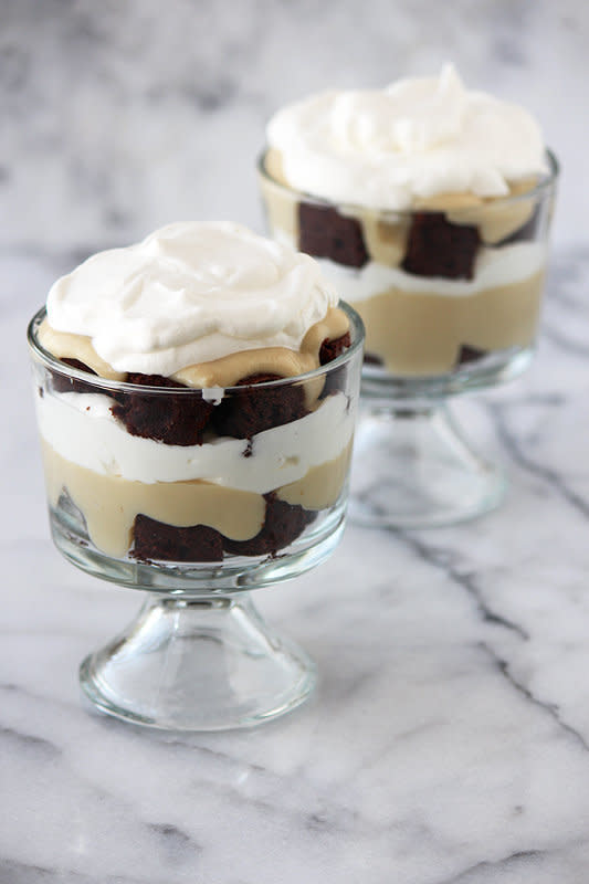 <strong>Get the <a href="http://www.handletheheat.com/brownie-butterscotch-trifles/" target="_blank">Brownie Butterscotch Trifles recipe</a> from Handle The Heat</strong>