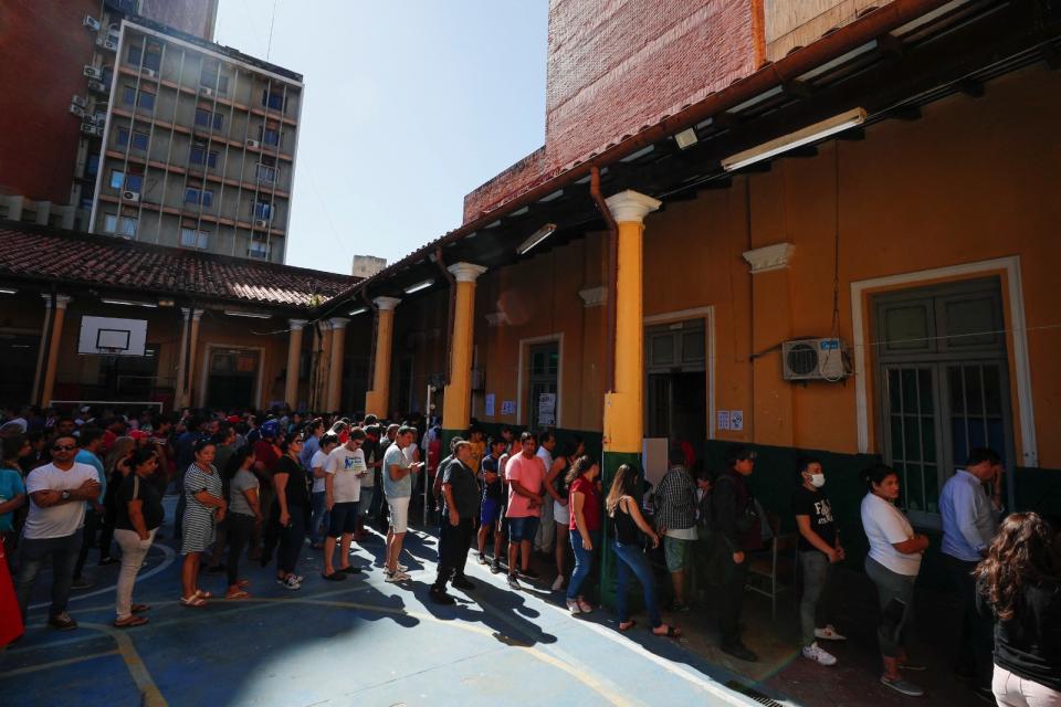 2023年4月30日，巴拉圭首度使用電子投票機投票狀況。路透社