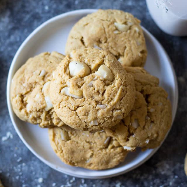 Soft Paleo Coconut Macadamia Nut Cookies