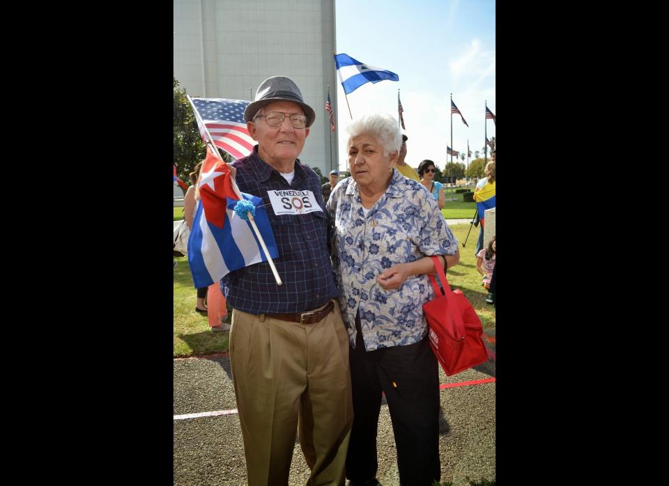 This couple is one of the many Cuban supports present at the Los Angeles demonstration.