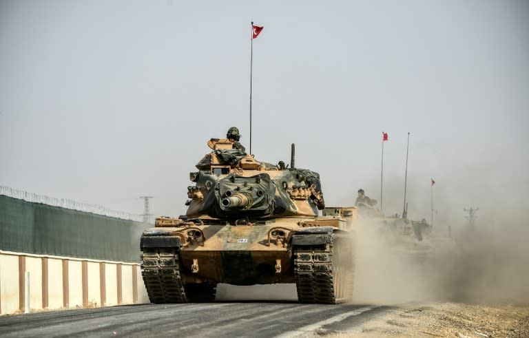 Turkey sent fresh tanks into Syria after a lighting offensive by Syrian rebel fighters, backed by Turkish tanks, war planes and special forces, took the Syrian town of Jarabulus