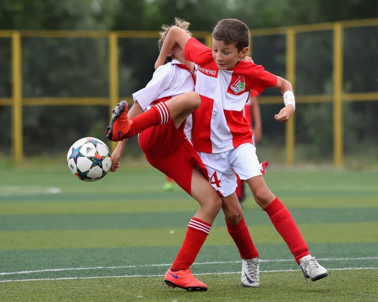 Auch bei den Kleinen gilt Fußball schon als Männersport (Symbolbild: Getty Images)