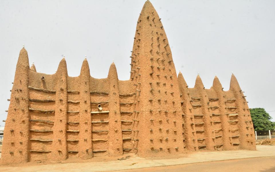 Sudanese style mosques in northern Côte d’Ivoire - OIPC
