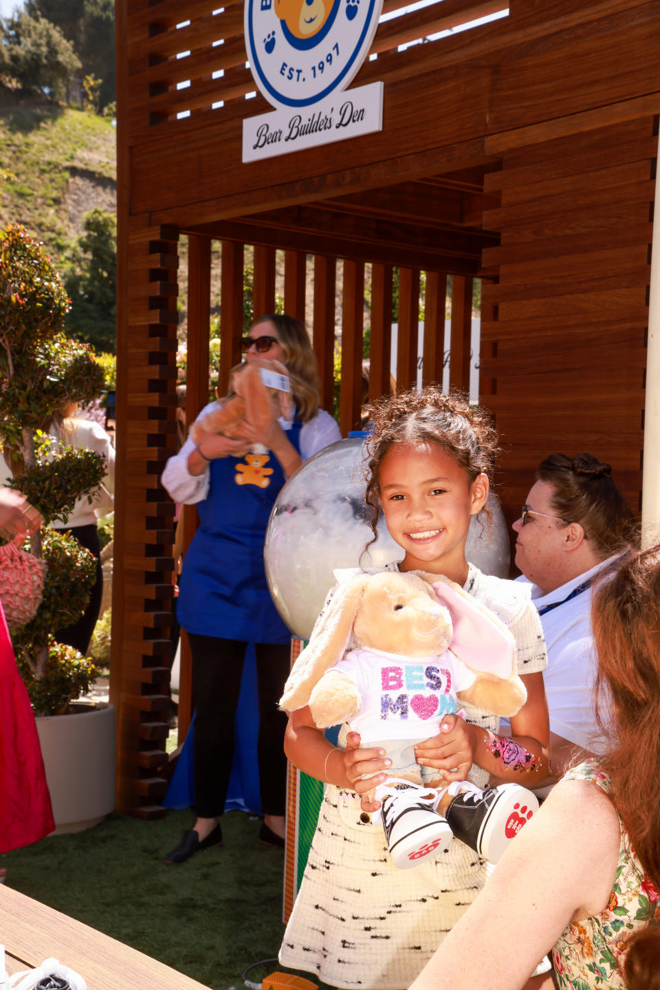 Chrissy Teigen and daughter Luna celebrate Mother’s Day with new furry friends from Build-A-Bear. (Maxim Smirnov / MXM Agency)