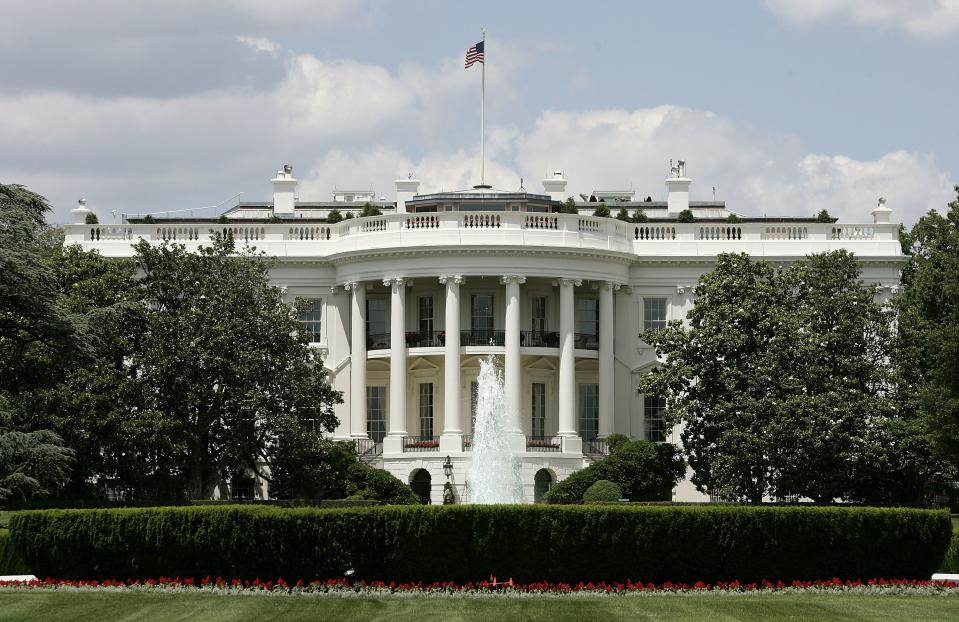 WASHINGTON - MAY 31:  The exterior view of the south side of the White House is seen May 31, 2005 in Washington, DC. Vanity Fair Magazine reported that former FBI official W. Mark Felt claimed himself was ?Deep Throat,? the anonymous source who provided information to Washington Post reporter Bob Woodward?s famous Watergate investigation report that led to the former President Richard Nixon's resignation.  (Photo by Alex Wong/Getty Images)