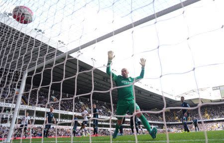 Football - Tottenham Hotspur v Manchester City - Barclays Premier League - White Hart Lane - 26/9/15 Tottenham's Son Heung Min (not pictured) scores a goal which is later disallowed as Manchester City's Willy Caballero looks on Action Images via Reuters / Tony O'Brien