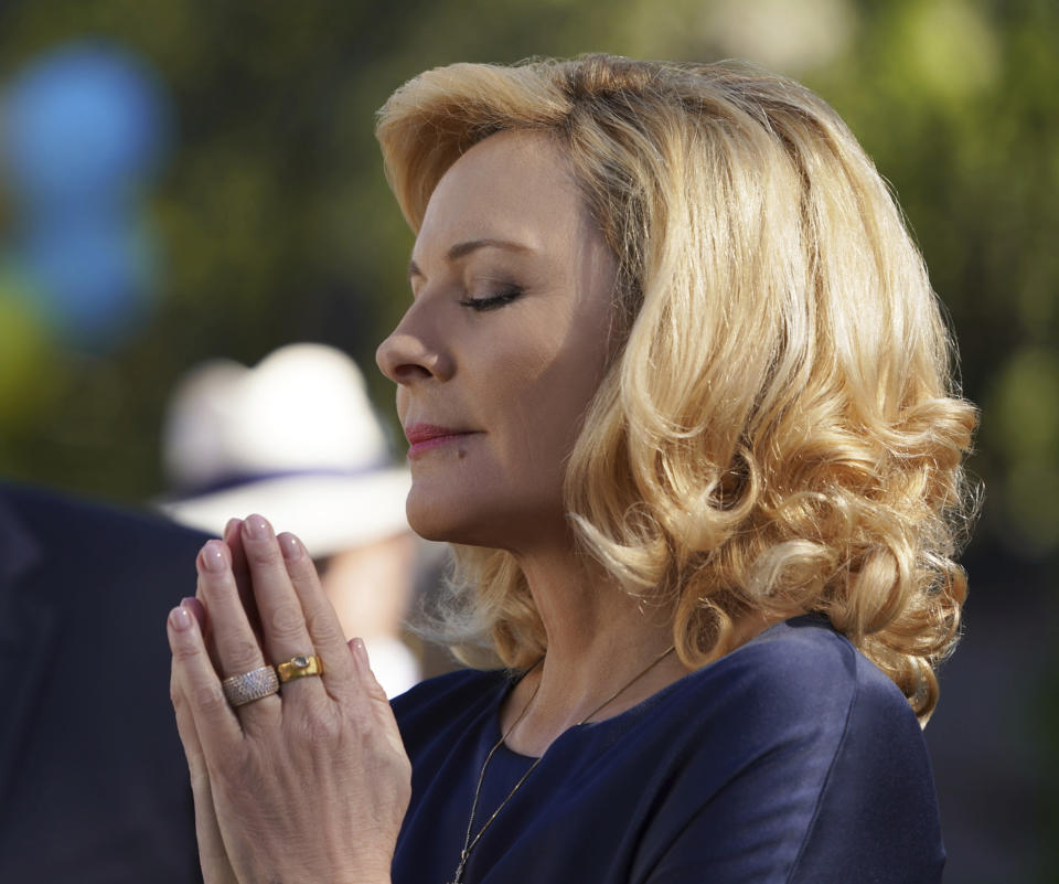 This image provided by Fox Broadcasting Co. on Monday, May 13, 2019, shows Kim Cattrall in a scene from the network’s upcoming drama “Filthy Rich.” The show is one of several new additions to Fox’s prime-time lineup and the network describes it as a gothic Southern family drama that mixes wealth, power and religion with "outrageously soapy results." (Alan Markfield/FOX via AP)