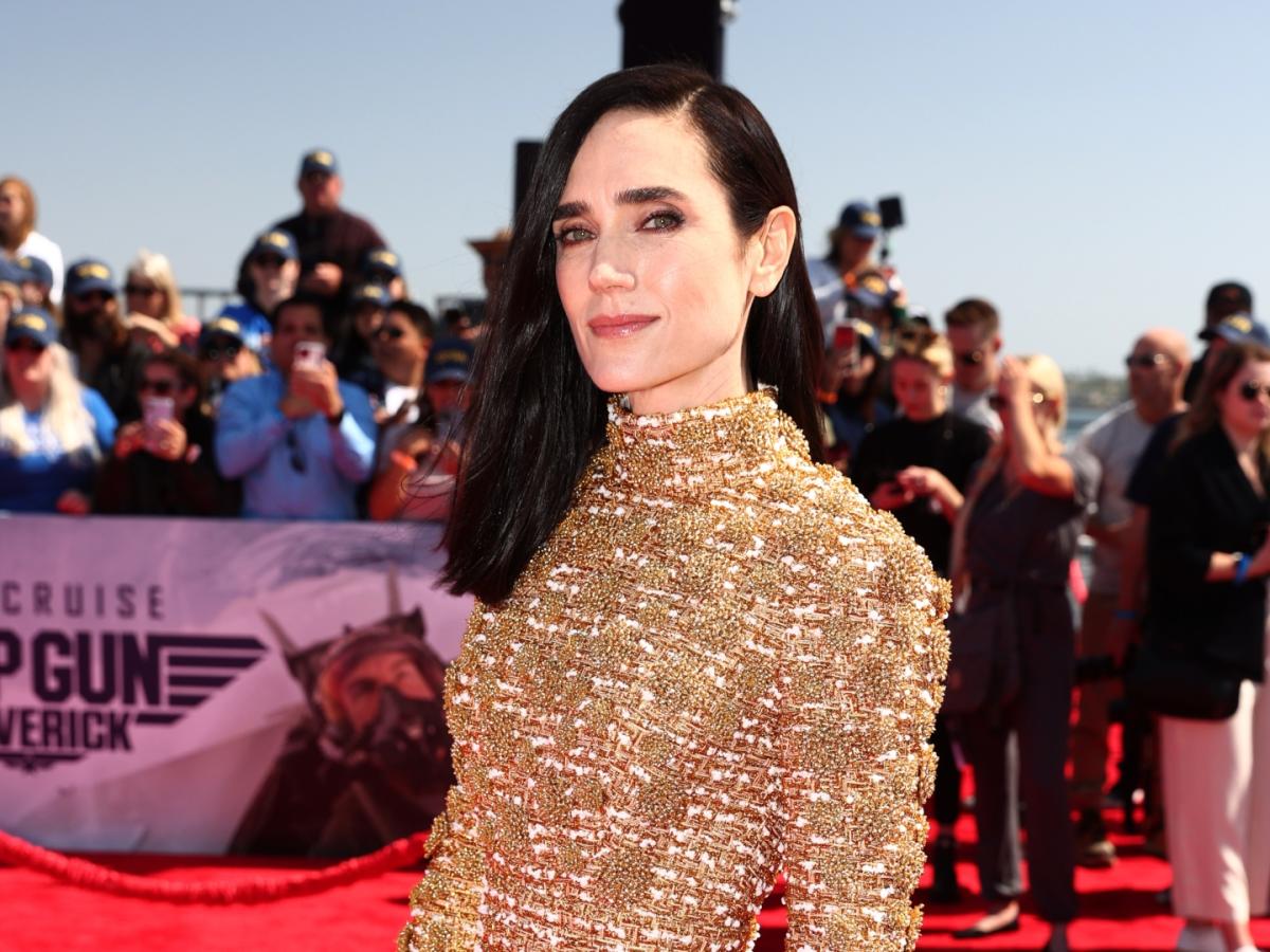 Jennifer Connelly's Son Stellan Joins Her At Oscars 2023