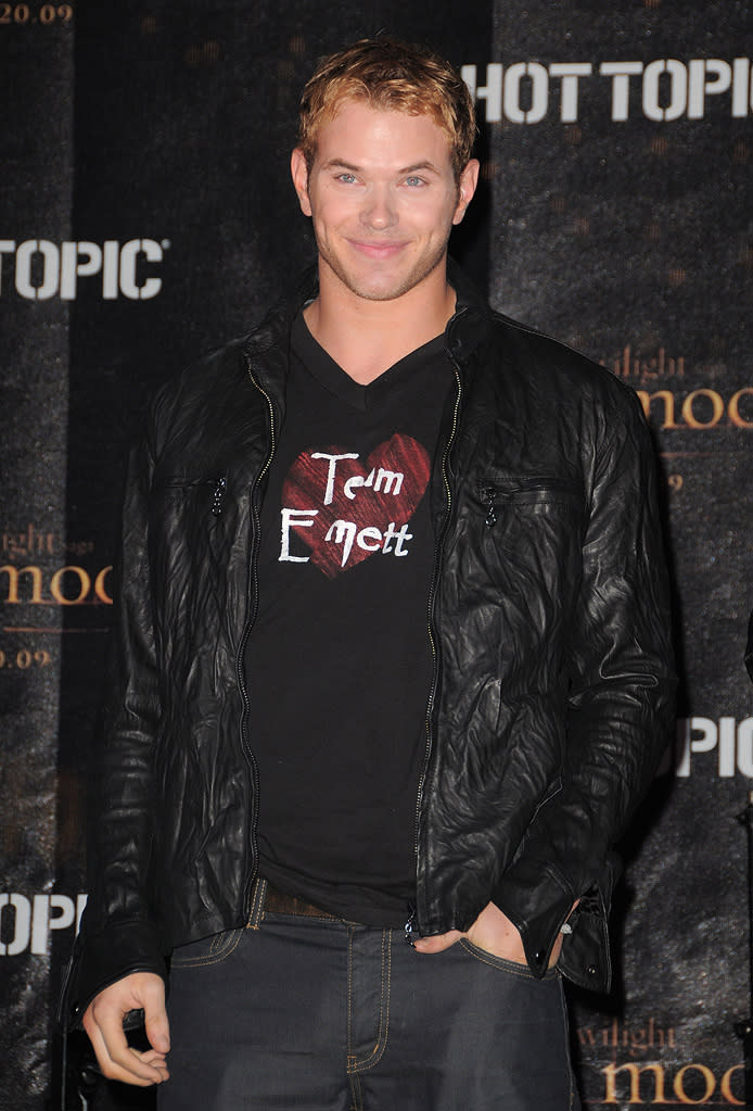 Twilight Saga New Moon Press Tour 2009 Kellan Lutz