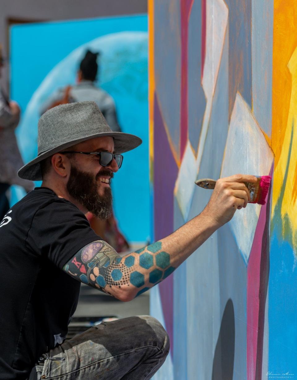 Though he is proficient in many mediums, artist Craig McInniss loves working with paint. Known for his large-scale canvas works and murals, see him create at Art & Jazz on the Avenue on Wednesday, July 26 in downtown Delray Beach.