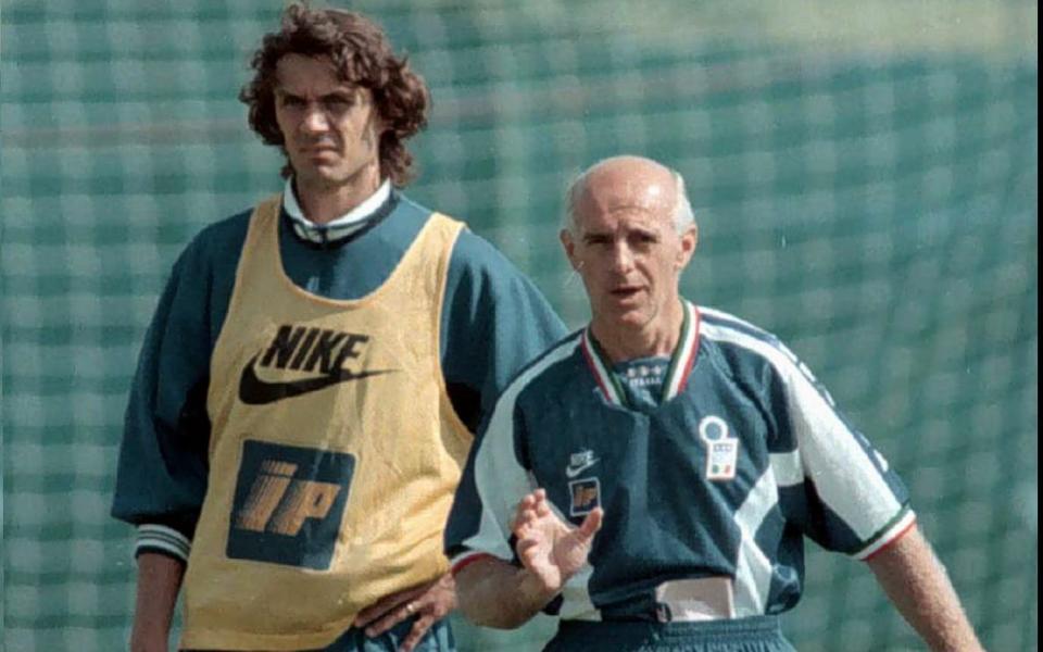 taly's team coach Arrigo Sacchi, right, instructs Italian captain Paolo Maldini during a training session at the Alsager team's retreat Monday June 17, 1996 - AP Photo/Pegaso Fumagalli