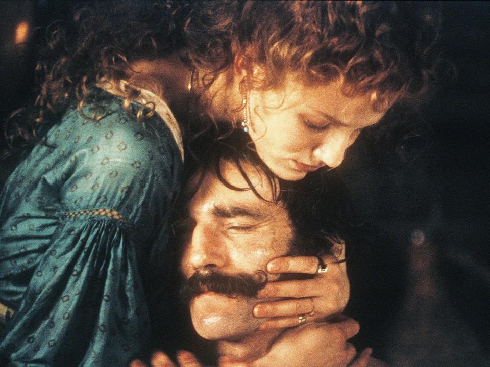 Cameron Diaz and Daniel Day-Lewis in ‘Gangs of New York’ (Miramax/Shutterstock)