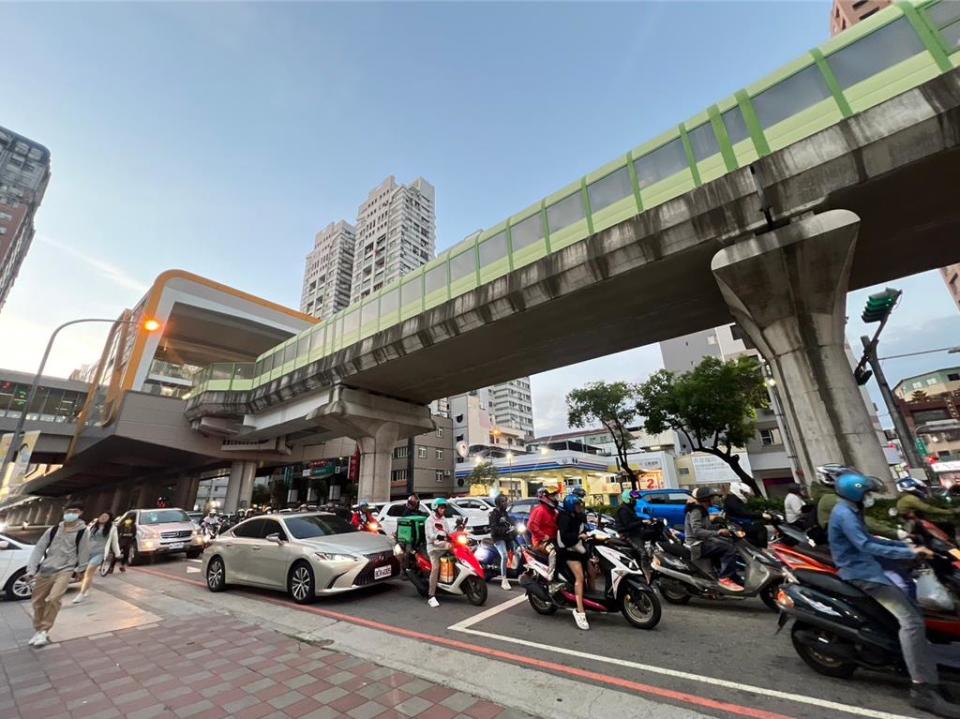 台中建商搶進生活機能完熟、交通便捷的舊商圈購地推案成趨勢！圖／曾麗芳