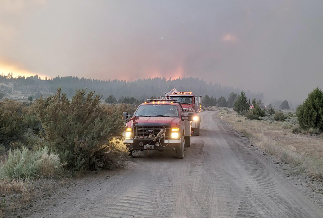 Image: Emergency services attend the Bootleg Fire in Oregon, July 11, 2021. (Northwest Incident Management Team 10)