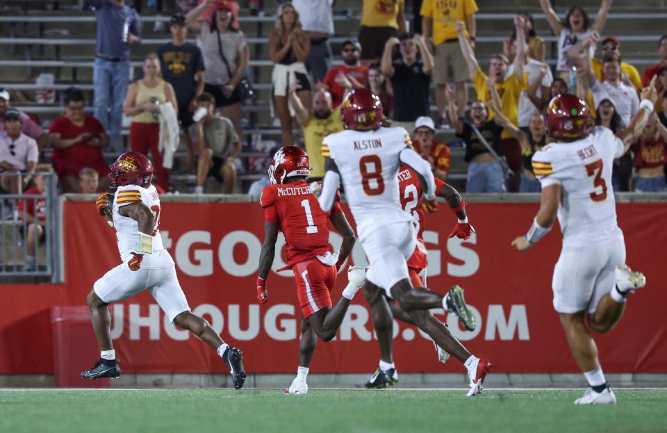 Iowa State running back Abu Sama III (24) runs for a touchdown against Houston on Saturday. The Cyclones are 4-0 for the first time since 2000.