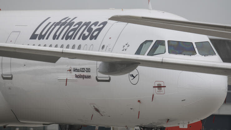 Die Bundesregieurng fordert, dass die Lufthansa ihre Flotte erneuert und alle bei Airbus bestellten Maschinen abnimmt. Foto: dpa