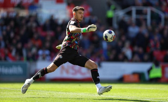 Millwall v Bristol City: Confirmed team news and predicted XI after Alex  Scott exit - gallery