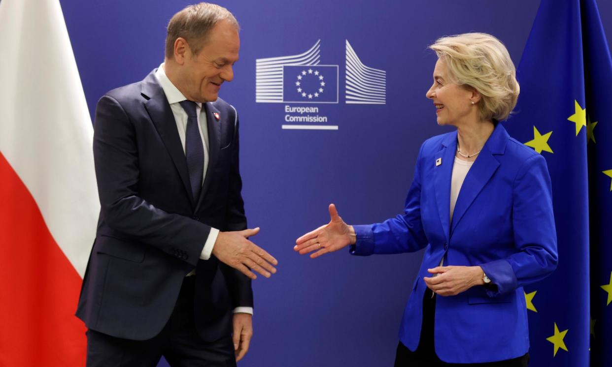 <span>Donald Tusk and Ursula von der Leyen in Brussels in December. Von der Leyen congratulated Tusk and his government ‘on this important breakthrough’.</span><span>Photograph: Olivier Hoslet/EPA</span>