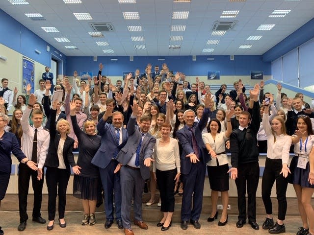 Mayor Lauren Poe leads Gator chomp at a maritime academy in Novorossiysk, Russia in his Sister City visit in 2019. Poe strongly supports the relationship continuing despite the Ukraine invasion.