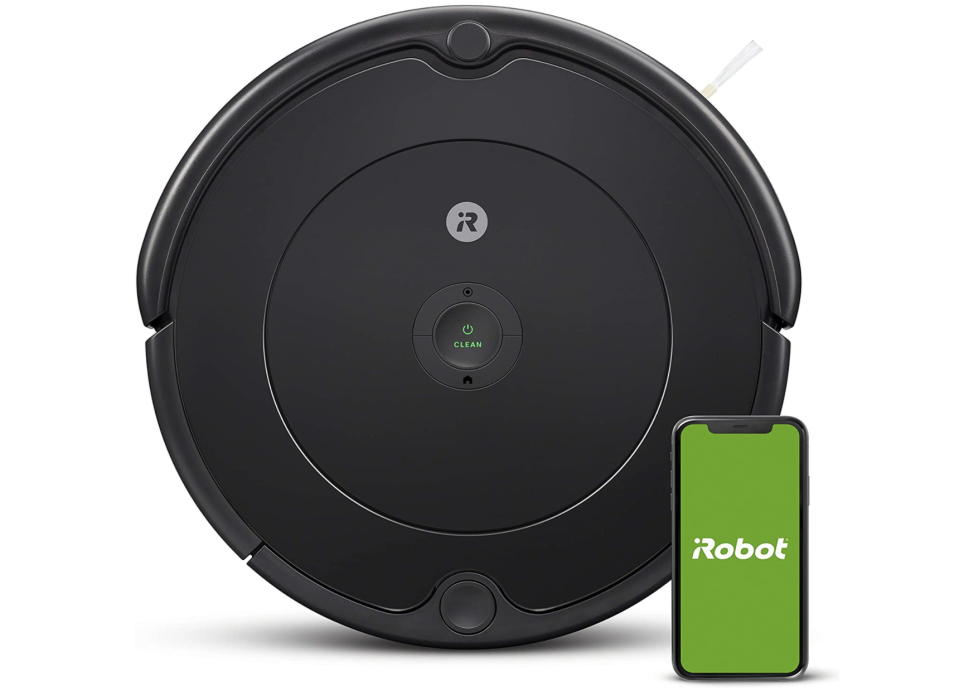 Save on this superstar robot vacuum. (Photo: Amazon)