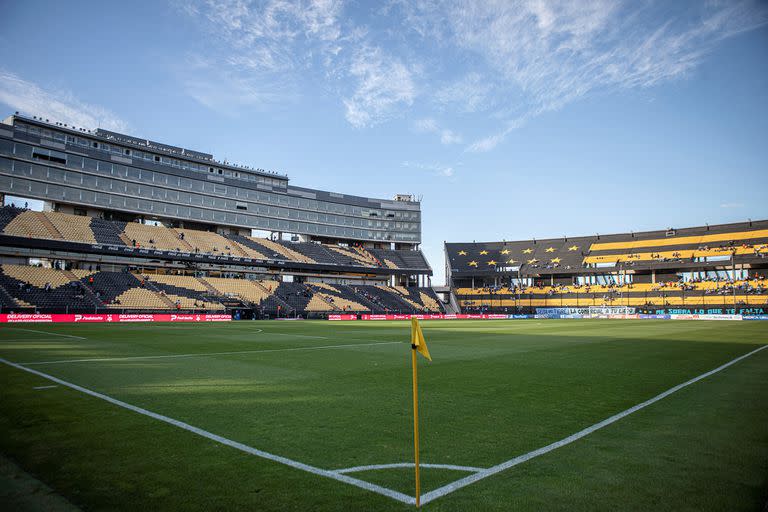 Una vista del estadio "Campeón del Siglo", de Peñarol, sede del clásico por primera vez