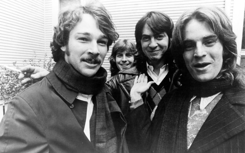 CIRCA 1972: The influential rock band Big Star L-R Chris Bell, Jody Stephens, Andy Hummel and Alex Chilton pose for a portrait circa 1972. (Photo by Michael Ochs Archives/Getty Images)