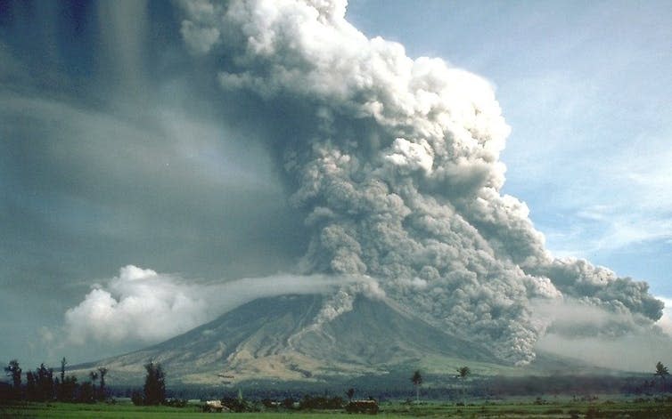 <span class="caption">Small-medium pyroclastic flows at Mayon Volcano.</span> <span class="attribution"><a class="link " href="https://commons.wikimedia.org/wiki/File:Pyroclastic_flows_at_Mayon_Volcano.jpg" rel="nofollow noopener" target="_blank" data-ylk="slk:C G Newhall;elm:context_link;itc:0;sec:content-canvas">C G Newhall</a></span>