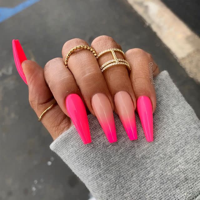 <p> Choose your nail art placement wisely and opt for an ombre fade on selective fingers.</p><p><a href="https://www.instagram.com/p/Bu7d2KhA8Cm/" rel="nofollow noopener" target="_blank" data-ylk="slk:See the original post on Instagram;elm:context_link;itc:0;sec:content-canvas" class="link ">See the original post on Instagram</a></p>