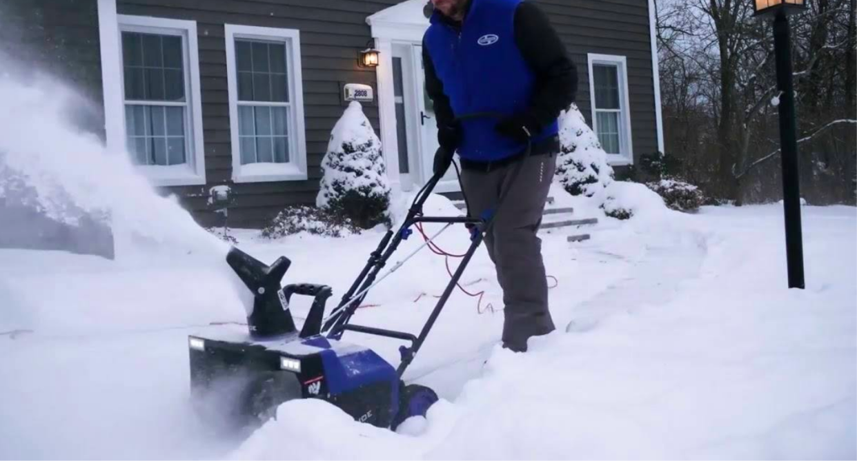 Shoppers are loving this affordable snow thrower. Image via Liberty Snow Blowers.
