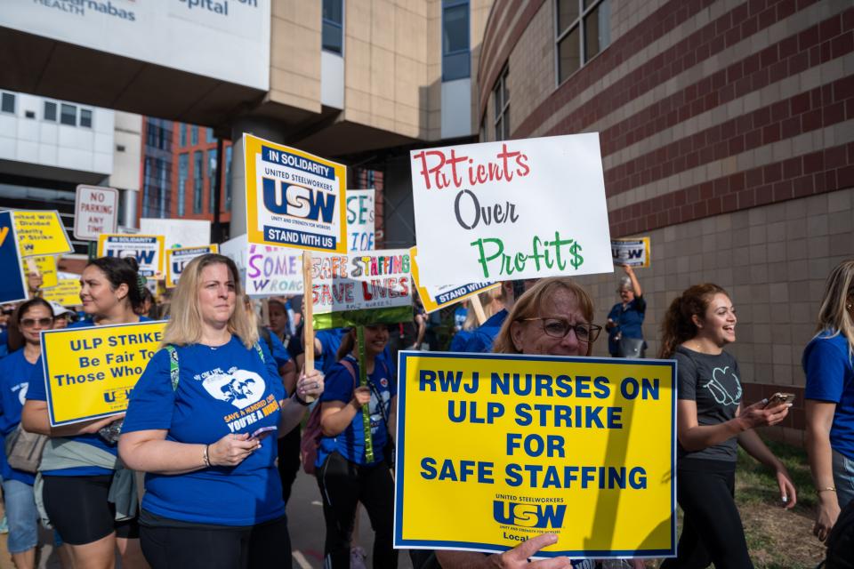 Hundreds of nurses lined up at the picket line at Robert Wood Johnson University Hospital in New Brunswick this Friday morning.