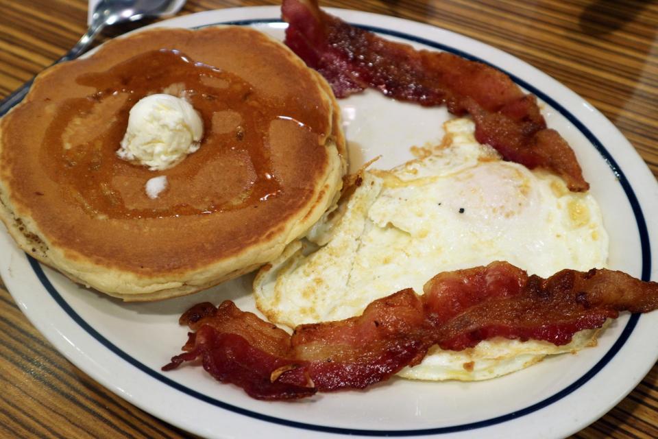 <p>At IHOP you can also opt for a more classic breakfast. Their 2-by-2-by-2 meal gives you two eggs cooked the way you like, two meat items and two pancakes with buttermilk and syrup. Yum!<br><b>IHOP, 7006 Sunset Blvd, Hollywood, CA 90028, USA</b> </p>