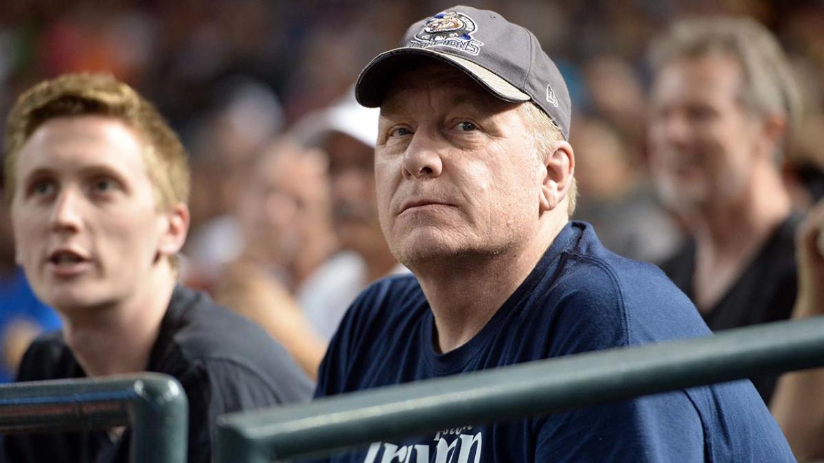 Trouble ahead for Curt Schilling's arm – Boston Herald