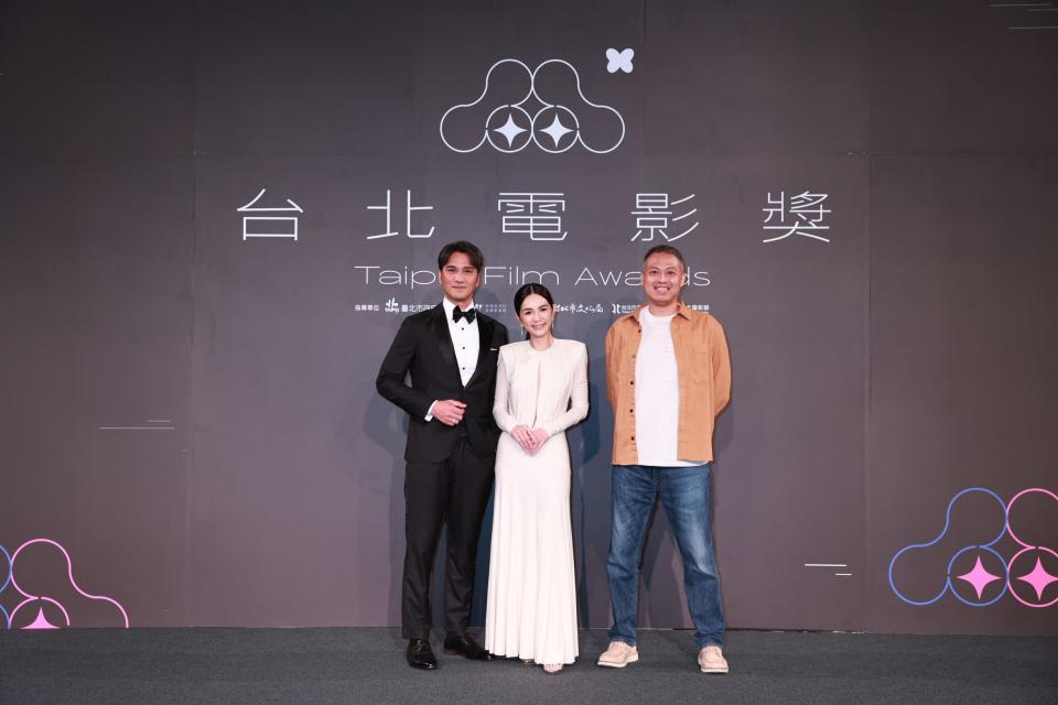 《聽見歌 再唱》左起馬志翔(男主角)、Ella陳嘉樺(女主角)、楊智麟(導演)(編劇)