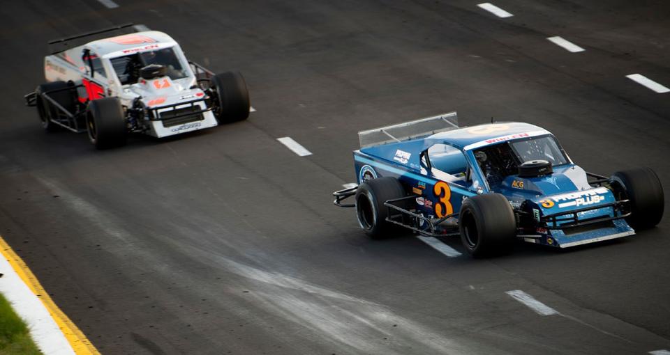 Ron Silk driver of the #16 Blue Mountain Machine; Future Homes FURY, left, and Jake Johnson driver of the #3 Propane Plus; Lin\