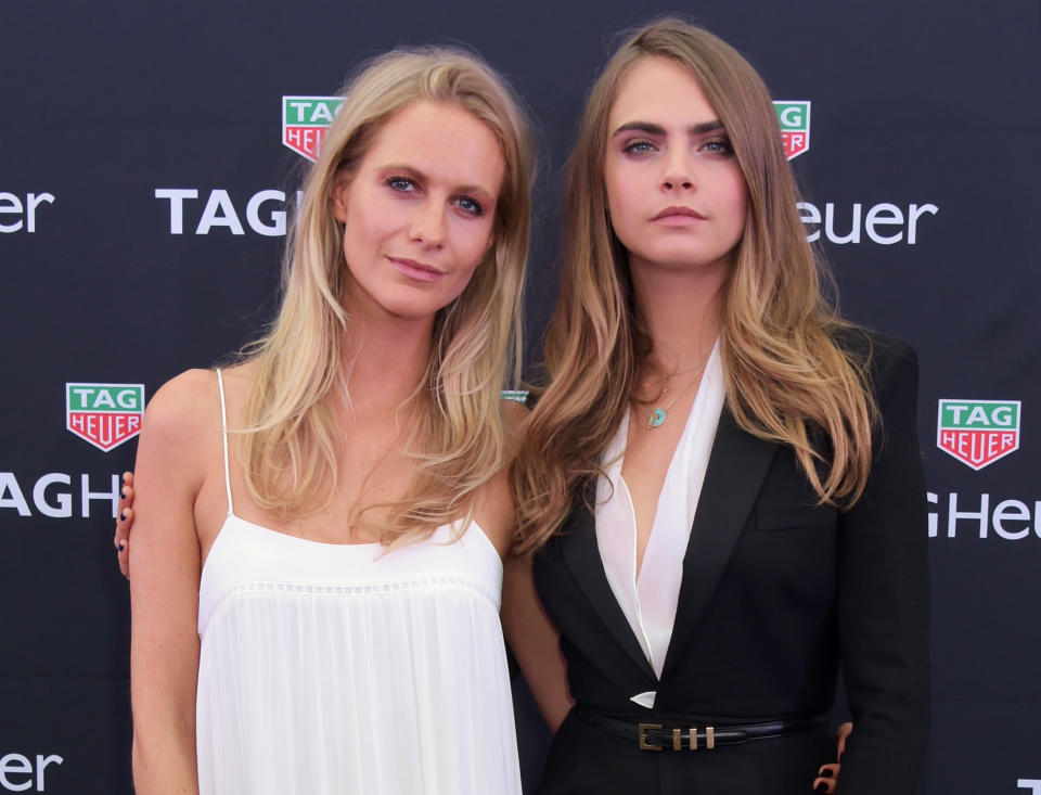 Cara und Poppy Delevigne gingen beide auf die Schule. [Foto: Getty]