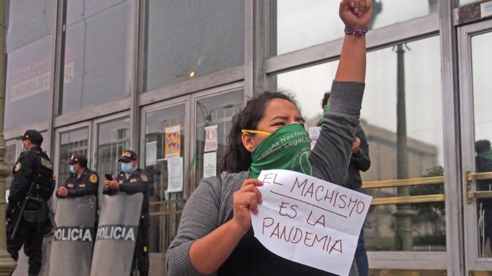 mujeres perú