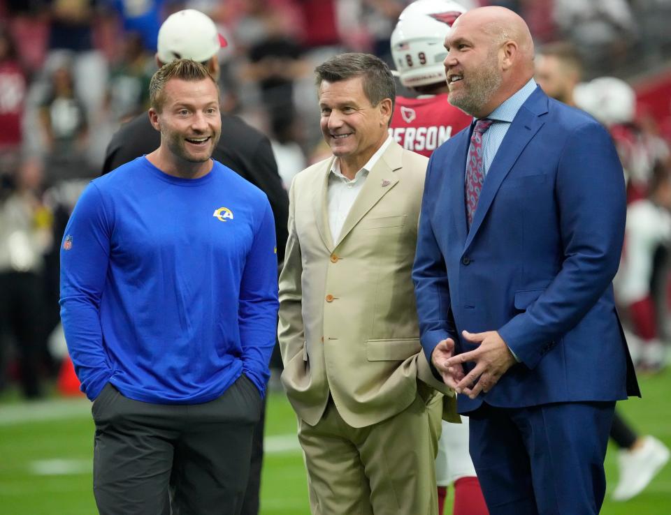 Sep 25, 2022; Glendale, Ariz., U.S.;  Los Angeles Rams head coach Sean McVay talks with Arizona Cardinals owner Michael Bidwill (center) and general manager Steve Keim before a game at State Farm Stadium.