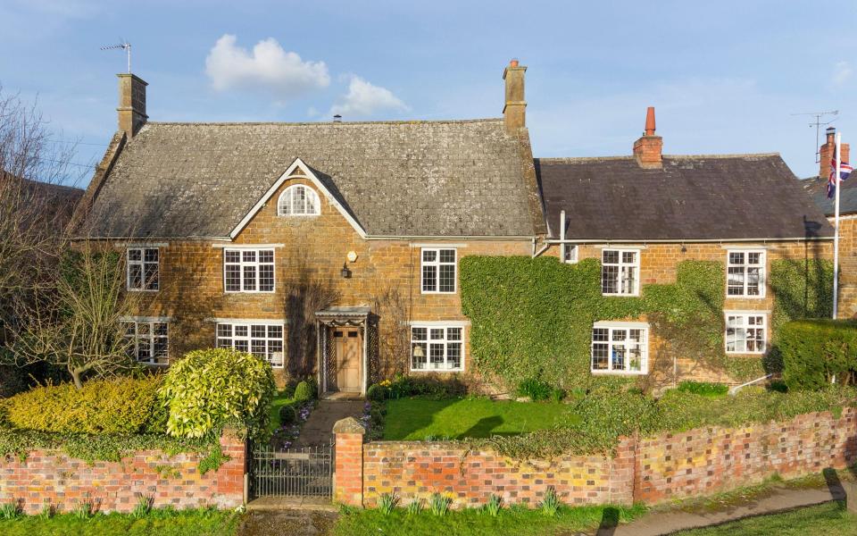 Low House near Banbury