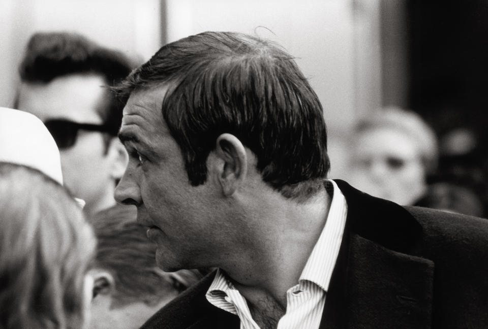 UNSPECIFIED - CIRCA 1964: Sean Connery at the airport Vienna-Schwechat. Photograph. 1964. (Photo by Imagno/Getty Images)