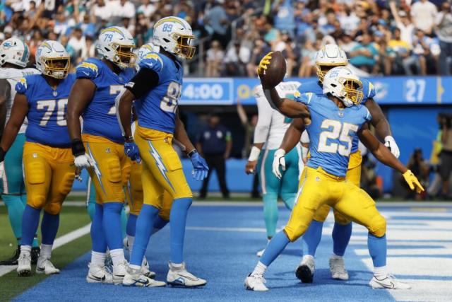 Miami Dolphins vs. LA Chargers game score, game recap, highlights