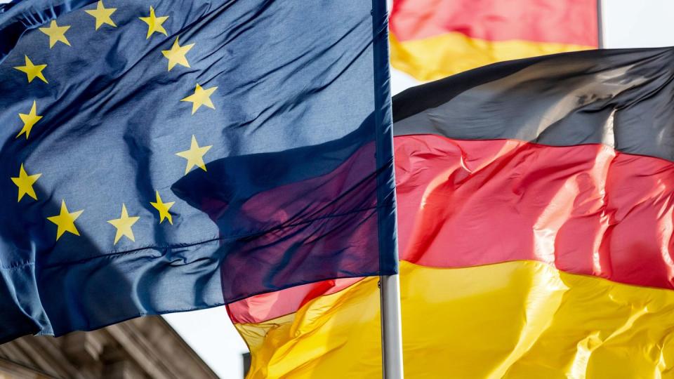 Deutschland rechnet mit Zuschüssen in Höhe von netto fast 26 Milliarden Euro aus dem Topf des Corona-Wiederaufbaufonds.