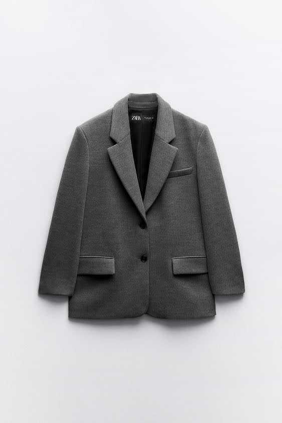 <p><a href="https://go.redirectingat.com?id=74968X1596630&url=https%3A%2F%2Fwww.zara.com%2Fus%2Fen%2Fstraight-cut-shoulder-pad-blazer-p08913581.html&sref=https%3A%2F%2Fwww.harpersbazaar.com%2Ffashion%2Fstreet-style%2Fg6768%2Fwinter-office-outfit-ideas%2F" rel="nofollow noopener" target="_blank" data-ylk="slk:Shop Now;elm:context_link;itc:0;sec:content-canvas" class="link ">Shop Now</a></p><p>Shoulder Padded Blazer</p><p>zara.com</p><p>$89.90</p>