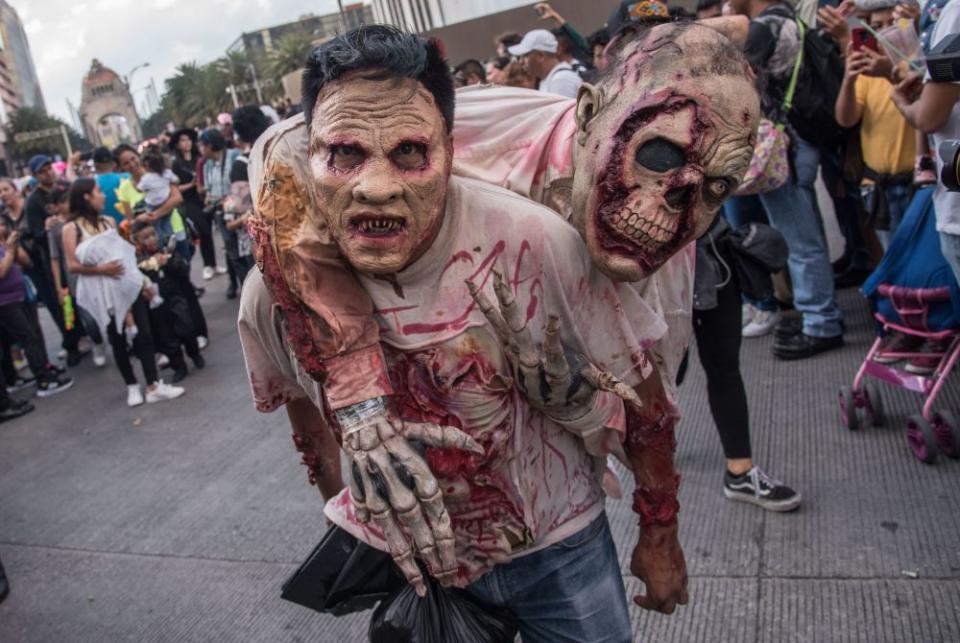 marcha zombie terror cdmx 2022